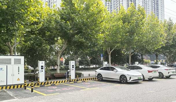 宜昌首批全液冷超充站投入运营，37000cm威尼斯助力高质量充电基础设施建设